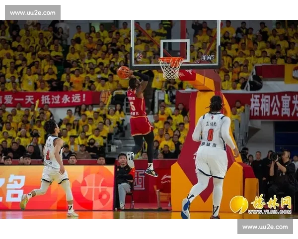 CBA焦点战比分揭晓强队对决掀起季后赛新格局引爆全场热潮关注