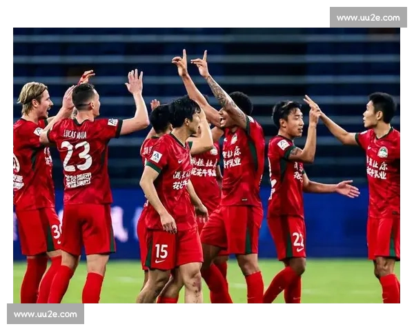 中超赛事前瞻分析：球队状态、战术布局与关键球员影响解析